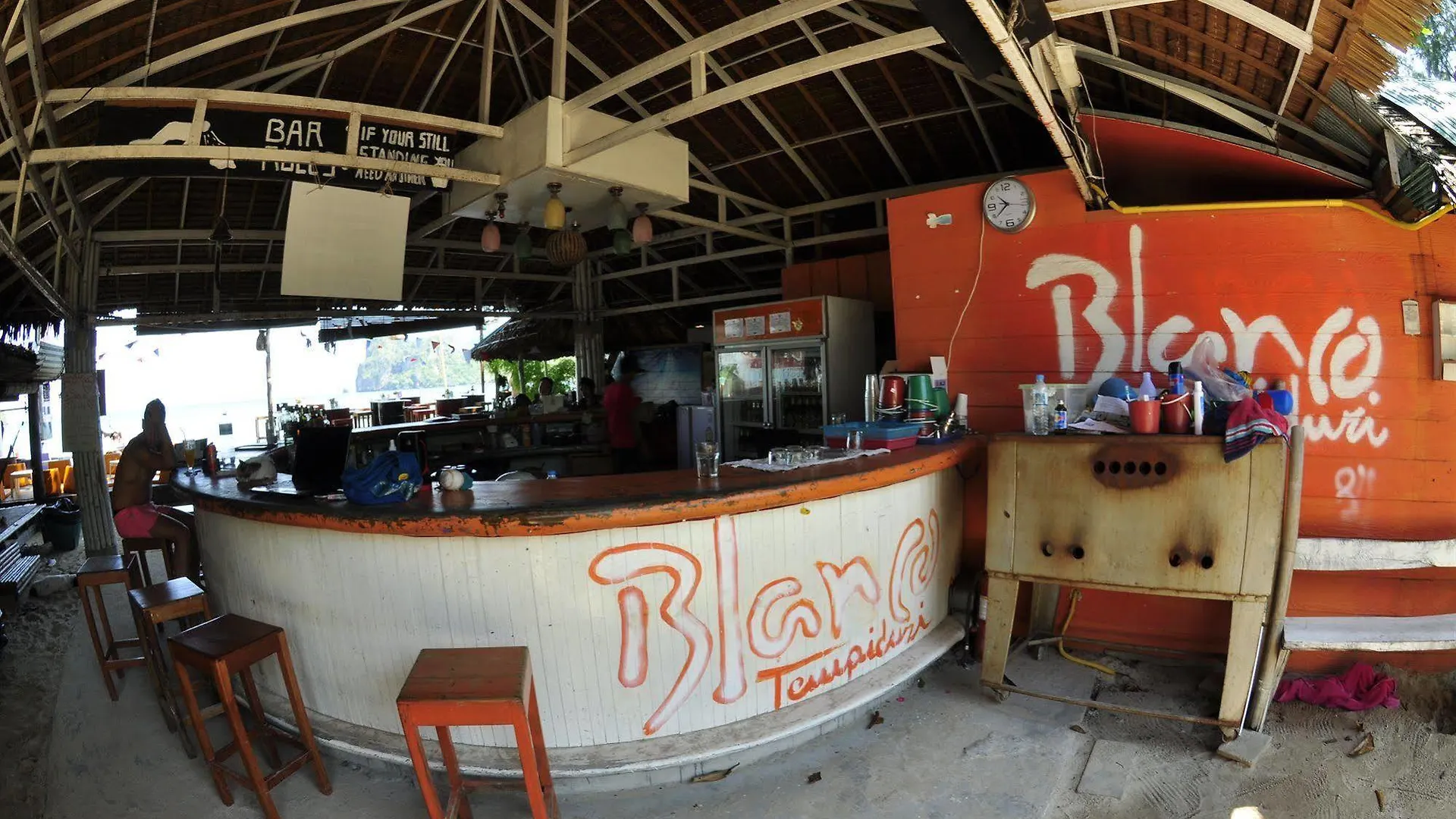Blanco Dorm Room & Restaurant Ko Phi Phi Hotel Phi Phi Don